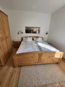 Ferienwohnung Hochfelln mit 2 Schlafz.m. je Du-wc, 80 m² bis 4 Personen im EG, Terrasse - Image 4