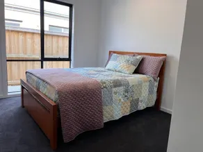 Spacious 4 bedroom home in Weir Views near Warrawong Estate - Image 4