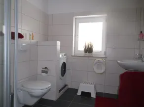 Reetkoje - thatched house with fireplace, sauna, WiFi - between Bodden and Baltic Sea - Image 3