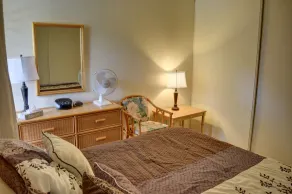 Condo simple, propre et abordable en face de la plage - Image 4
