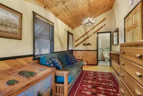 Beautiful private lodge set on 40 acres!!! - Image 5