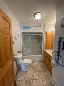 Waterfront home - Image 5