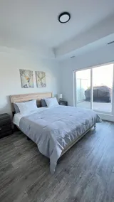 180 Mt View Huge Balcony 2BR 3Beds 2Bath 2Parkings Penthouse - Image 5
