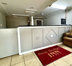 Best Budget Inn - Abilene - Image 2