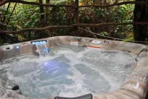 Romantic Volcano Getaway with a Hot Tub - Image 4