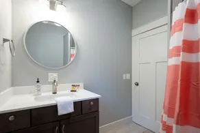 Tranquil Shores Relax on Lake Michigan 4BR, 4BA - Image 5