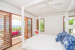 Luxurious Beach Front Villa with Pool - Out of the Blue Villa - Image 5