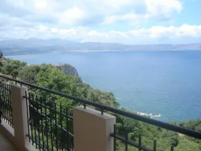 Seaview Studio in beautiful setting, west from Chania - Image 5