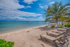 Great Value on the Beach! Cheerful and comfy third level condo with big views - Image 5