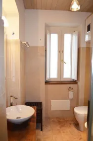 Casa Vacanze con Terrazzino Panoramico e Arredi di Design - Image 2