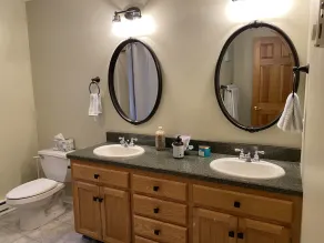 Perfect home for adventure! 2mi to Foxwoods, 15 min to Mystic, tour CT WineTrail - Image 4