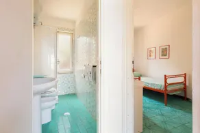 Amazing villa in a Mediterranean island - Image 4