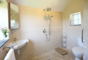 The Old School - Image 4