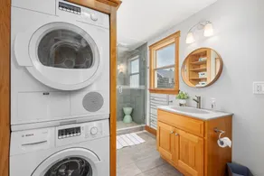 Chic Cape Cod Home Near Beach Bike Path - Image 4