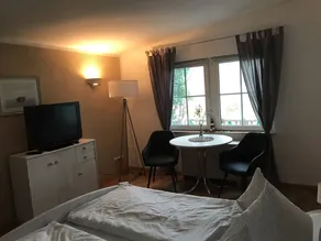 small cozy apartment in a very quiet location - Image 5