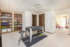 Home w/Hot Tub -Spacious, Quiet Neighborhood Near Des Moines, IA. - Image 3