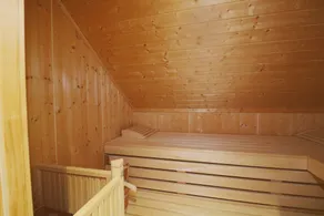Appartamento con terrazza, giardino e sauna - Image 3