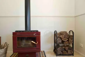 Marigold Cottage, A Blue Mountains Oasis- Spacious, Views & Kangaroos - Image 3