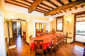 Big estate with private pool, large garden 20km from Todi & 34 from Spoleto. - Image 3