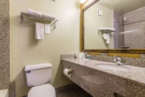 A Victory Inn Tolleson - Image 4
