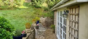 Rural yet fantastically situated, minutes from Shepton Mallet & Wells - Image 3