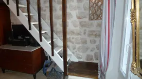 Small village house with a terrace in Montmeyan - Image 4