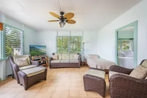 Old Style beach house on Hanalei Bay;stunning mountain view, ocean breezes - Image 5