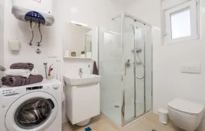 Beautiful Apartment In Simuni With Wifi - Image 2