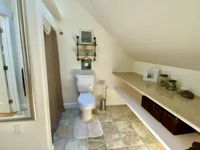 Madrona Suite - Summer on Orcas Island- rest where sea meets stillness - Image 3