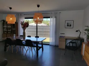 Beautiful house close to the ocean - Image 4