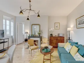 Charmante renovierte Wohnung in Chantilly mit WLAN und Parkmöglichkeit - Image 5