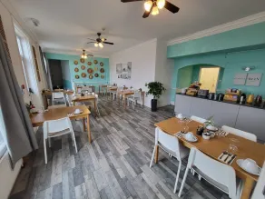 Beach Hotel Torbay B&B - Image 5