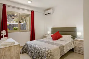 Vacation Home \"Ca Luis\" with Mountain View, Garden & Wi-Fi - Image 4