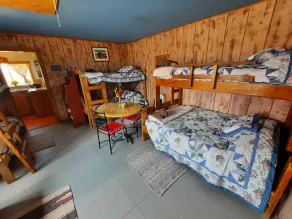 Cowboy School House Cabin  - Image 5