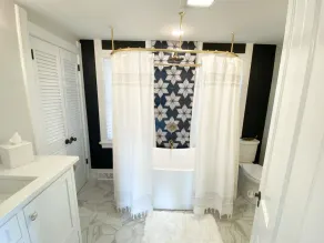 Exquisite Newly Renovated Historic Lake Country Home - Maison La Belle - Image 4