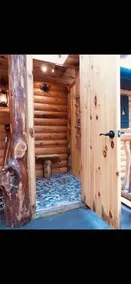Luxury Spa Cabin by the Creek w Hot Tub, Luxury Spa Cabin by the Creek w/ Hot Tub - Image 3