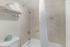 Downtown Inn & Studio Suites - Image 5