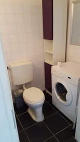 Basic Studio Apartment Near Amsterdam Arena - Image 4