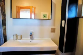 Wine Country Studio in Central Petaluma. View. Pool. Long term rates. No fees - Image 4