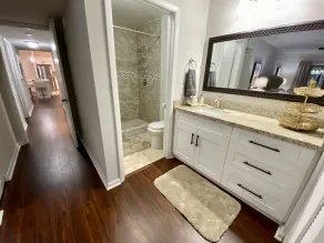 Nouveau à la location, incroyable condo rénové 2bd / 2bath dans le parcours de golf PGA National - Image 2