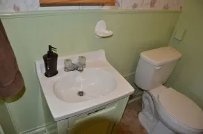 Gemütliches 3 Schlafzimmer, 2 Bäder, historisches Cabin Retreat, perfekte Lage! - Image 4