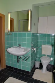 Apartamento de 3 estrelas (50 m²) com sala de estar e quarto - Image 3