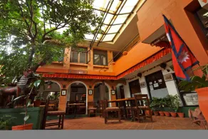 Cafe de Patan - Image 2