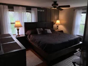 Beautiful Downtown Riverview Private 3-Bed Vacation Home - Image 4