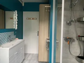 Maison Dans Residence Calme Avec Piscines Pres VIE Animee - Image 4