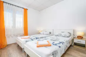 Ferienwohnung mit Pool und Meerblick - Image 3