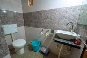 Eastern Gate Homestay - Image 3