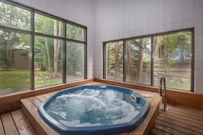 Walk to Lift | Hot Tub & Pool - Image 2