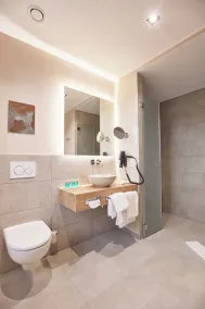 Seehotel Maria Laach - Image 4