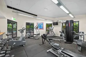 Resort Living < 10mins CBD ~ 2Bed / 2Bath / 1Car - Image 2
